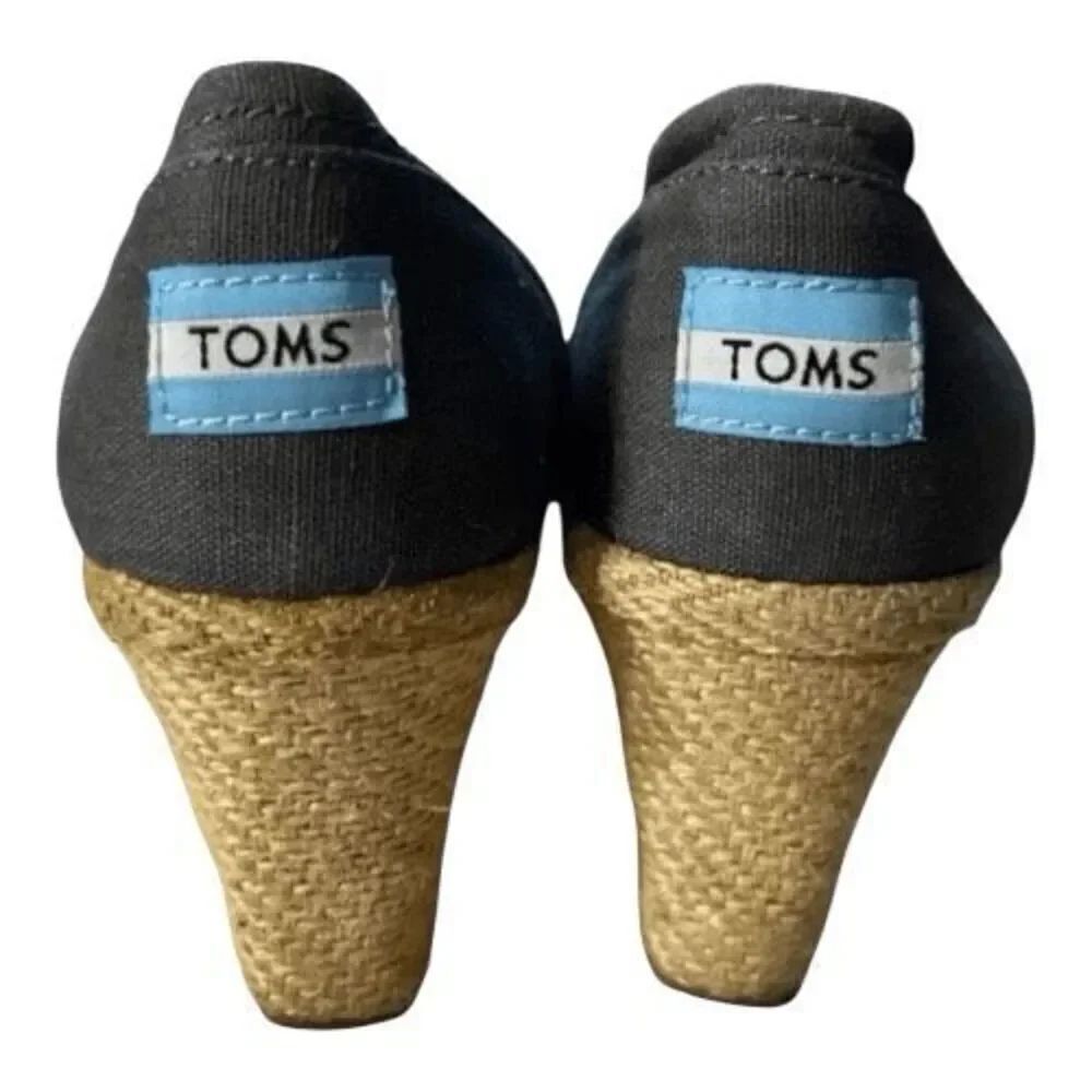 TOMS Shoes Women Size 6.5 Grey Canvas Peep Toe Slip On Espadrille Wedges Pumps - Picture 6 of 11